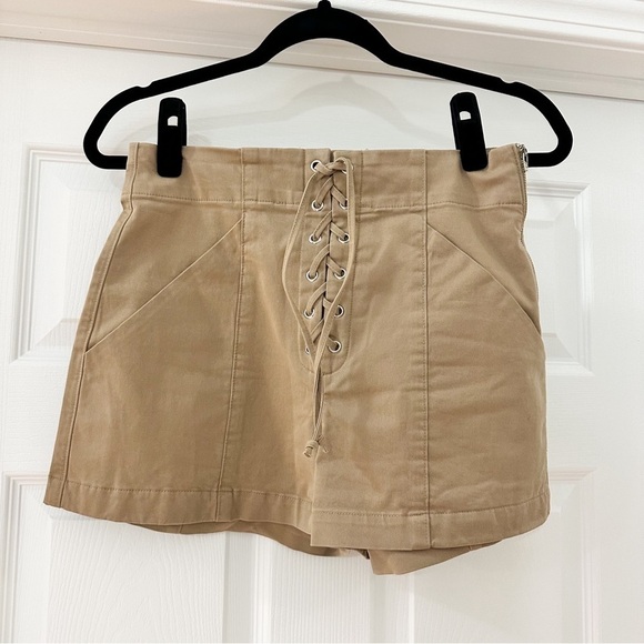 A.L.C. Kyle Lace up fly Khaki Tan Shorts sz 4 - Picture 4 of 8